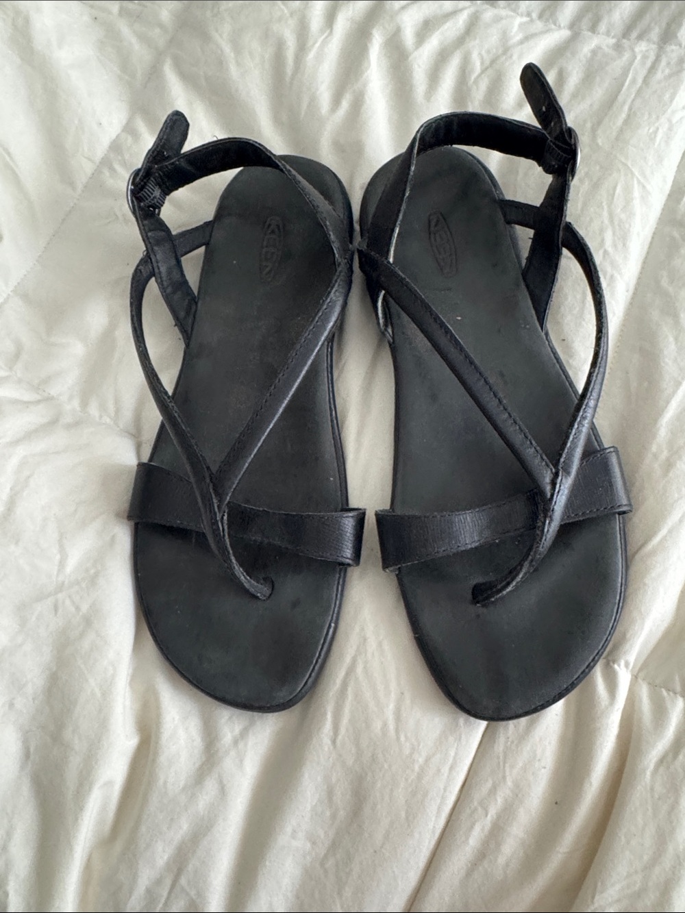 Keen Black Strappy Leather Women's Sandals Wms 8